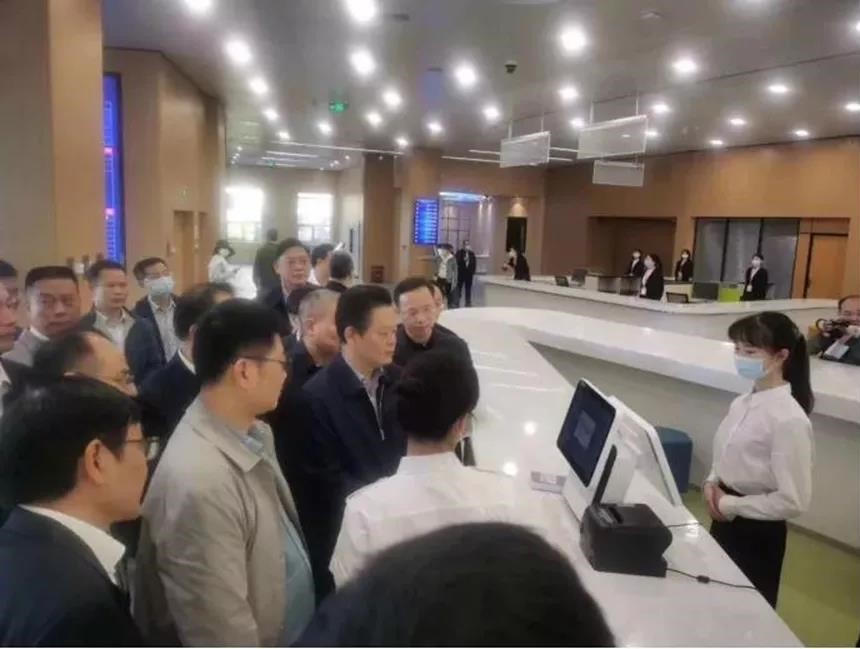 麒麟软件助力湖南 打造全新政务大厅 麒麟软件助力湖南 打造全新政务大厅