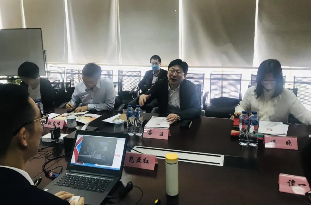 徐汇区副区长晏波一行调研中标软件 徐汇区副区长晏波一行调研中标软件