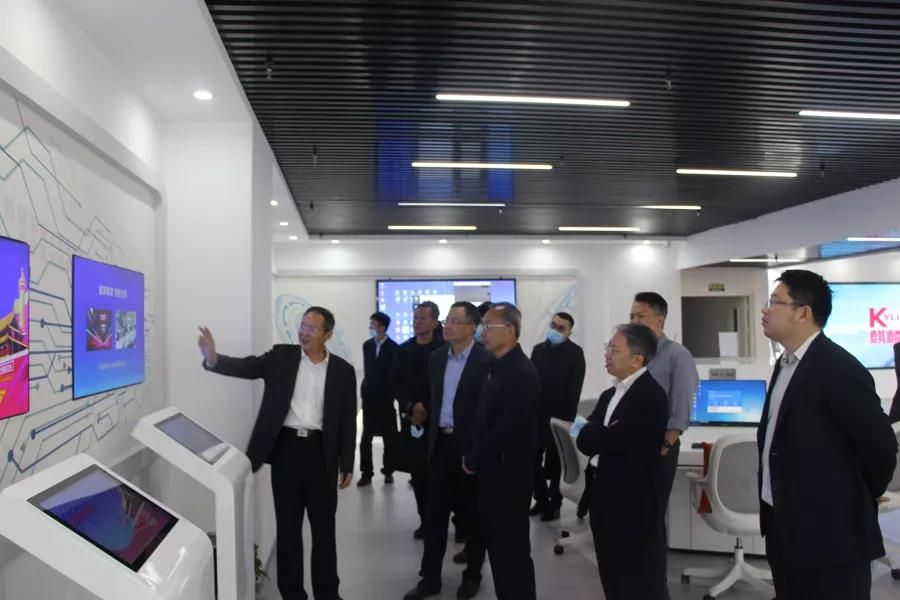 辽宁省委网信办领导赴津调研麒麟软件
