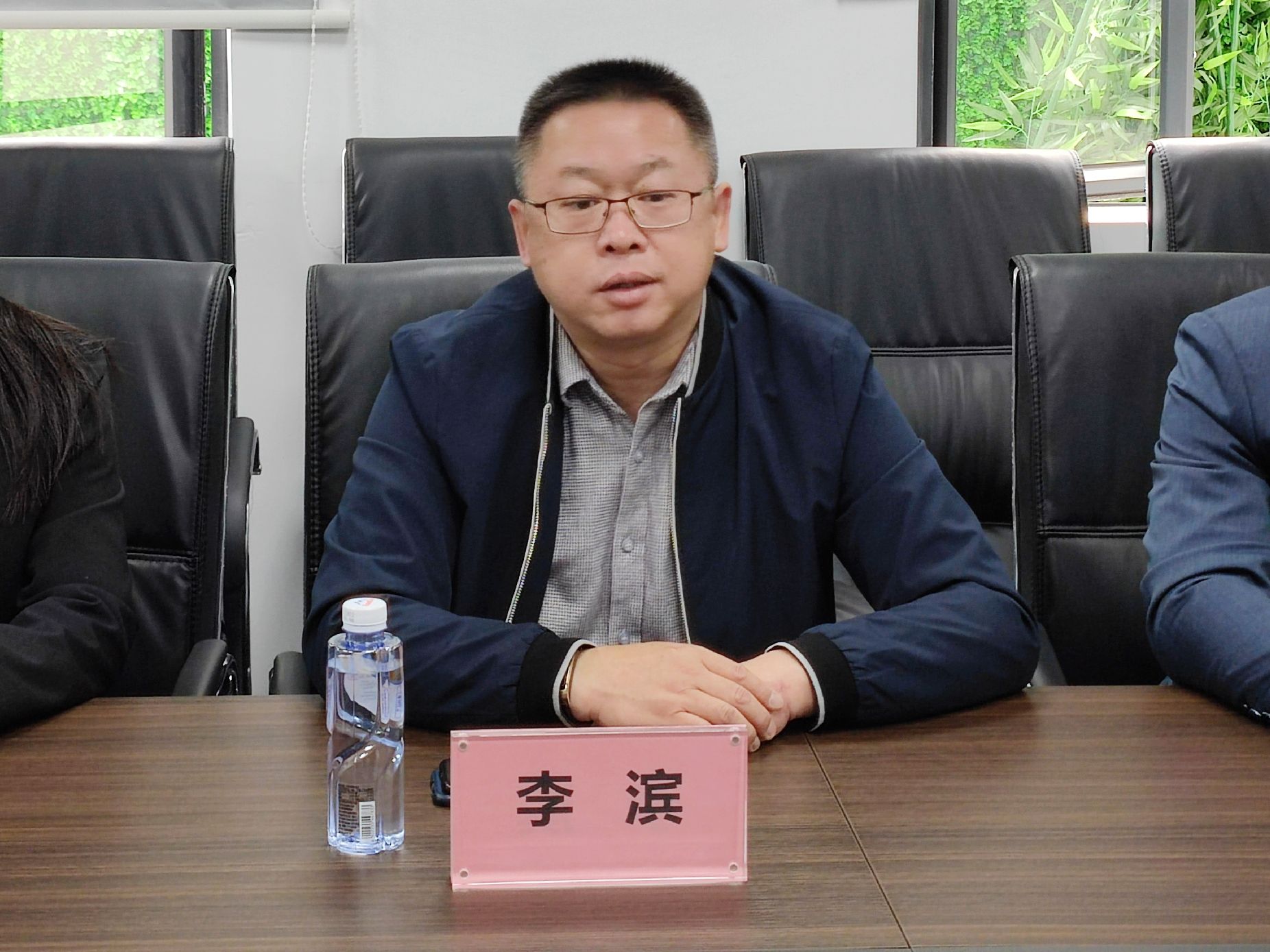广州市软件行业协会赴麒麟软件调研
